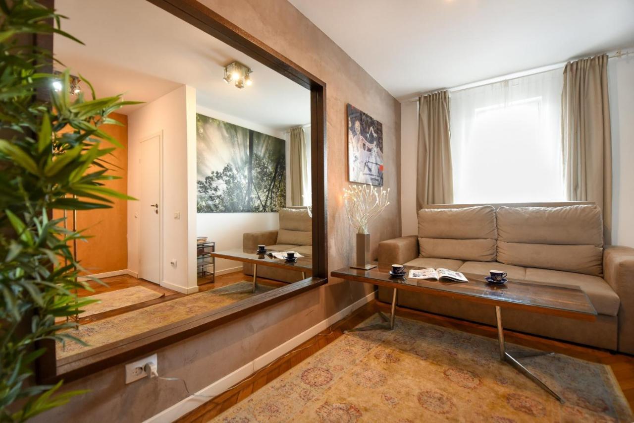 Spectacular Views & Modern Comfort: Your Dream Duplex In Central Bucharest Apartman Kültér fotó